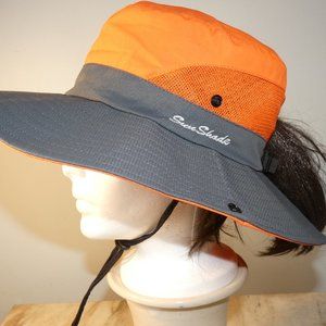 NiB Fun Sun Protection! Unisex Wide Brim Safari, Sun, Fishing Hat Ponytail hole